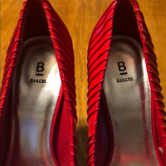 Bakers open toe pumps.❤️👠 - Picture 2 of 6